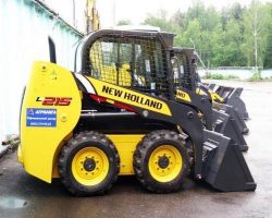 Минипогрузчик New Holland L215