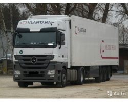 Mercedesbenz actros 1844